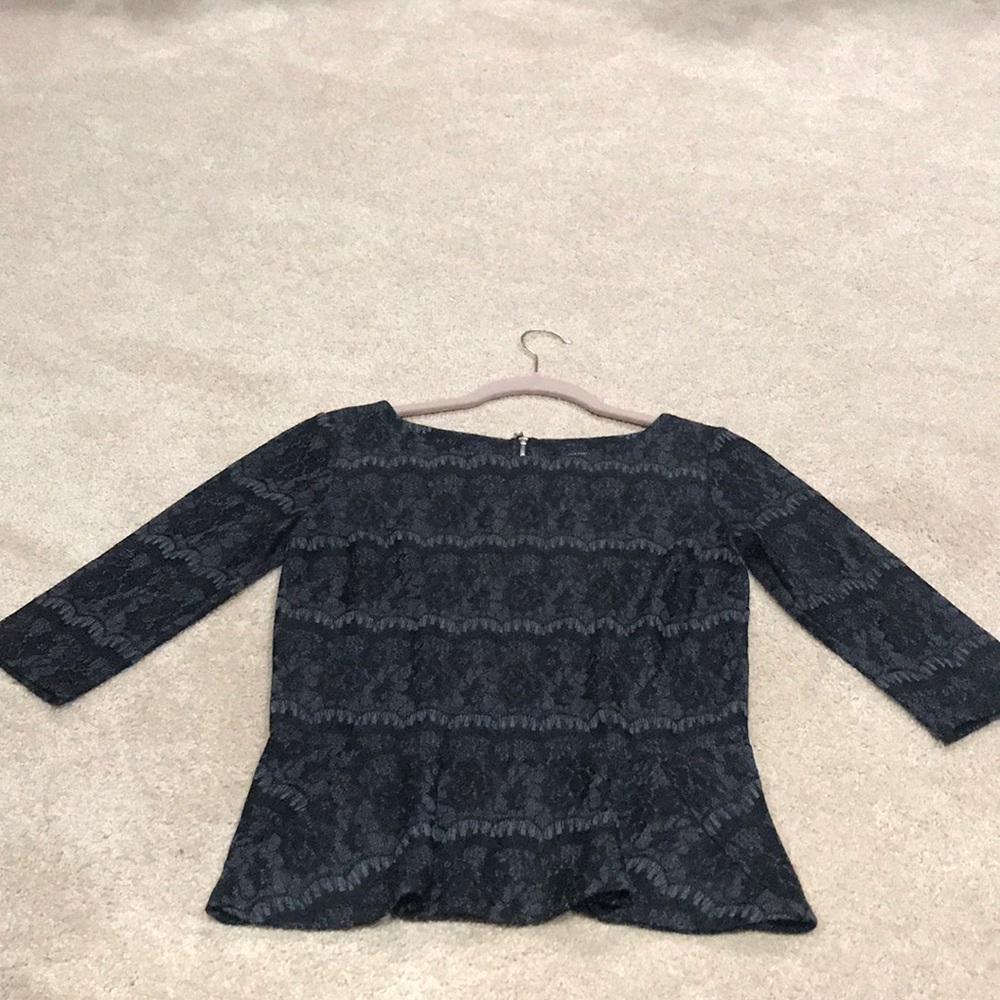 Beautiful Ann Taylor lace peplum top